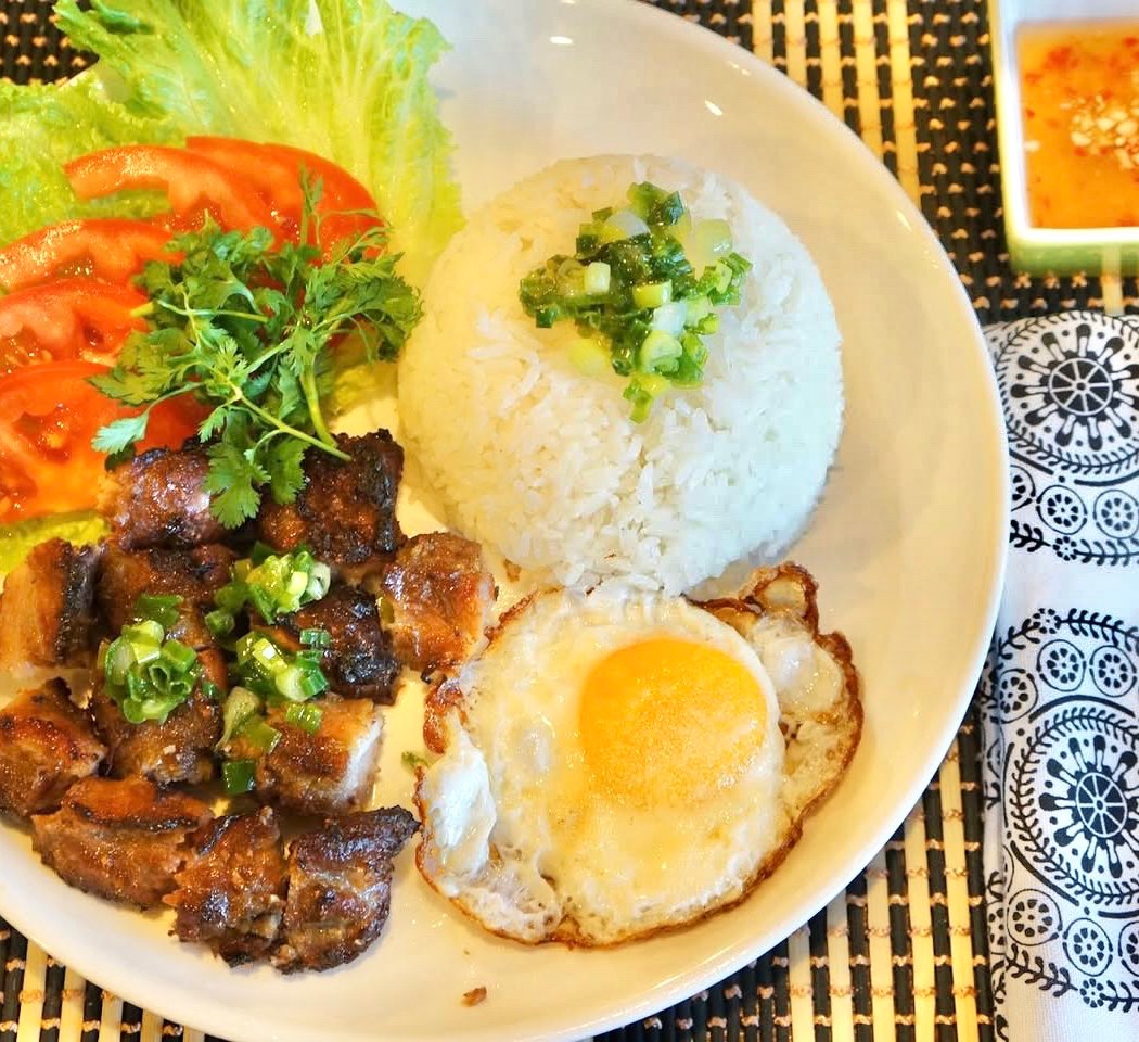 Le Petit Viet 1